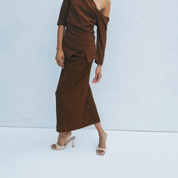 NWTs zara draped front midi skirt - Picture 9 of 16